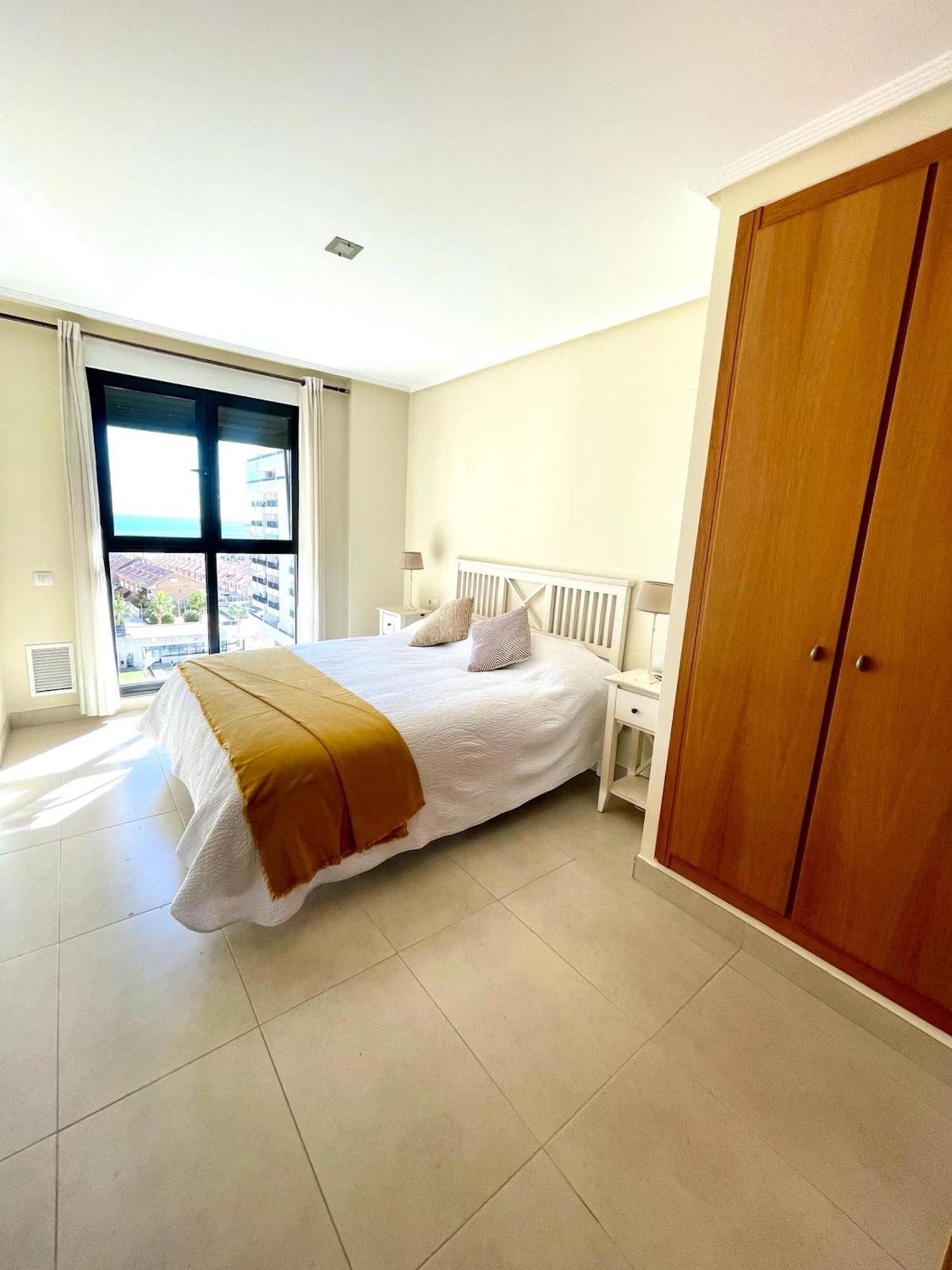 Sea View Apartment Sabbia Валенсия Экстерьер фото